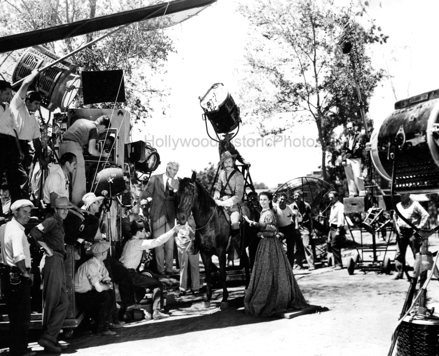 Vivien Leigh 1939 5 Victor Fleming Gone WithThe Wind wm.jpg